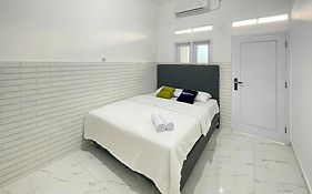 Urbanview Syariah Sasarengan Inn near RSUD Waled Cirebon